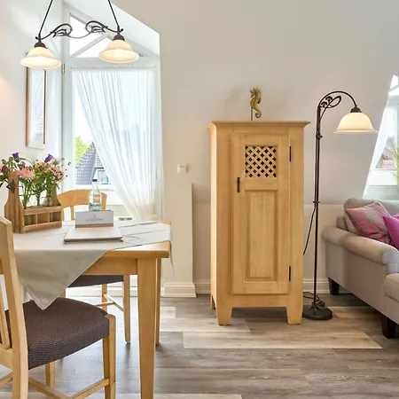 Stranddistel, App 44 * Vesterland